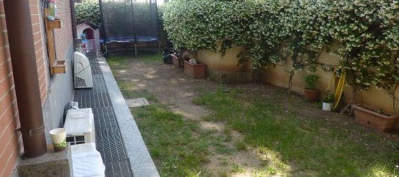 3 rooms Apartment in Rome, Italy No. 189884 3