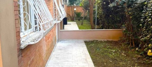 2 bedrooms Apartment in Rome, Italy No. 121423 18