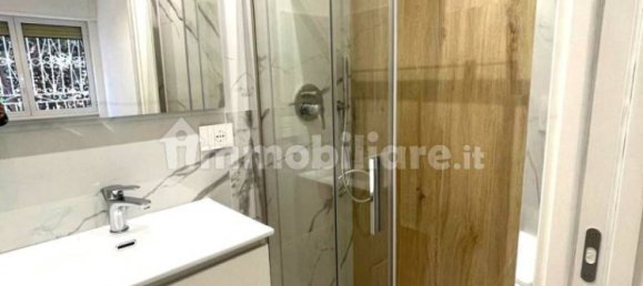 2 bedrooms Apartment in Rome, Italy No. 121423 14
