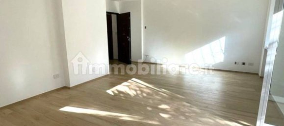 2 bedrooms Apartment in Rome, Italy No. 121423 10