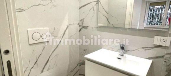 2 bedrooms Apartment in Rome, Italy No. 121423 13