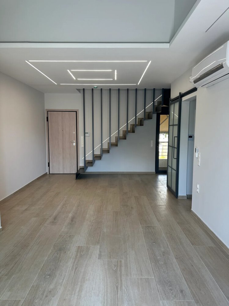 Maisonette de 3 dormitorios en Elliniko, Greece No. 96500