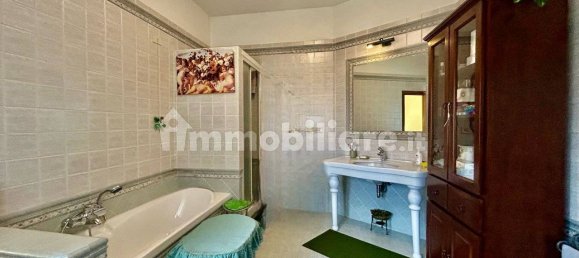 3 bedrooms Apartment in Rome, Italy No. 273944 14