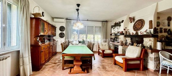 3 bedrooms Apartment in Rome, Italy No. 273944 5