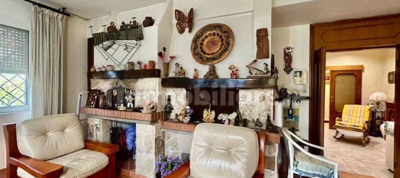 3 bedrooms Apartment in Rome, Italy No. 273944 7