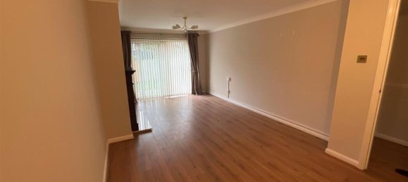 2 bedrooms Bungalow in Essex, United Kingdom No. 4094 2