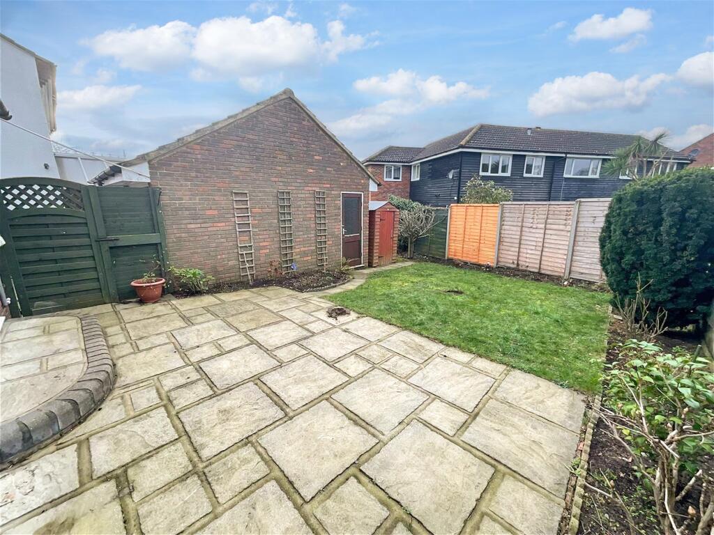 2 bedrooms Bungalow in Essex, United Kingdom No. 4094