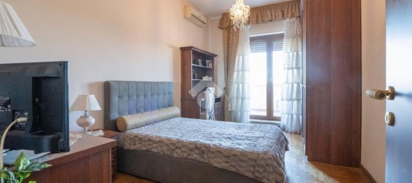 Пентхаус с 4 комнатами в Рим, Италия № 136555 20