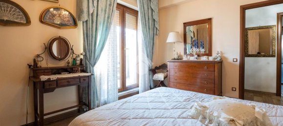 Пентхаус с 4 комнатами в Рим, Италия № 136555 19