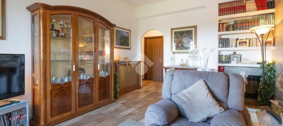 Пентхаус с 4 комнатами в Рим, Италия № 136555 5