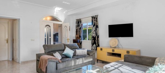 5 bedrooms Villa in Ciudad Quesada, Spain No. 160737 3