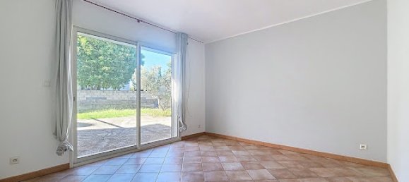 3 bedrooms Villa in Beaucaire, France No. 330480 6