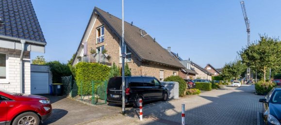 3 bedrooms House in Monchengladbach, Germany No. 42719 2