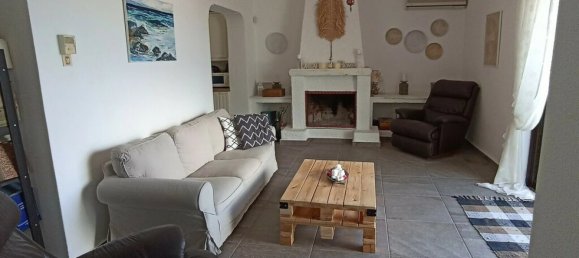4 Schlafzimmer Villa in Central Greece, Greece, Nr. 8963 15