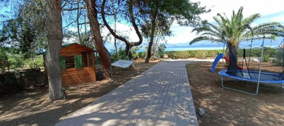 4 Schlafzimmer Villa in Central Greece, Greece, Nr. 8963 13