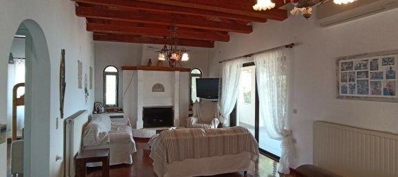 4 Schlafzimmer Villa in Central Greece, Greece, Nr. 8963 2