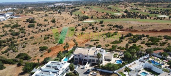 3 Schlafzimmer Villa in Portimao, Portugal, Nr. 319762 13