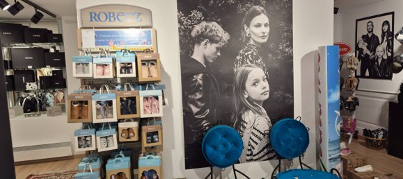 2غرفة عقار تجاري في Vesoul, France رقم 194553 2