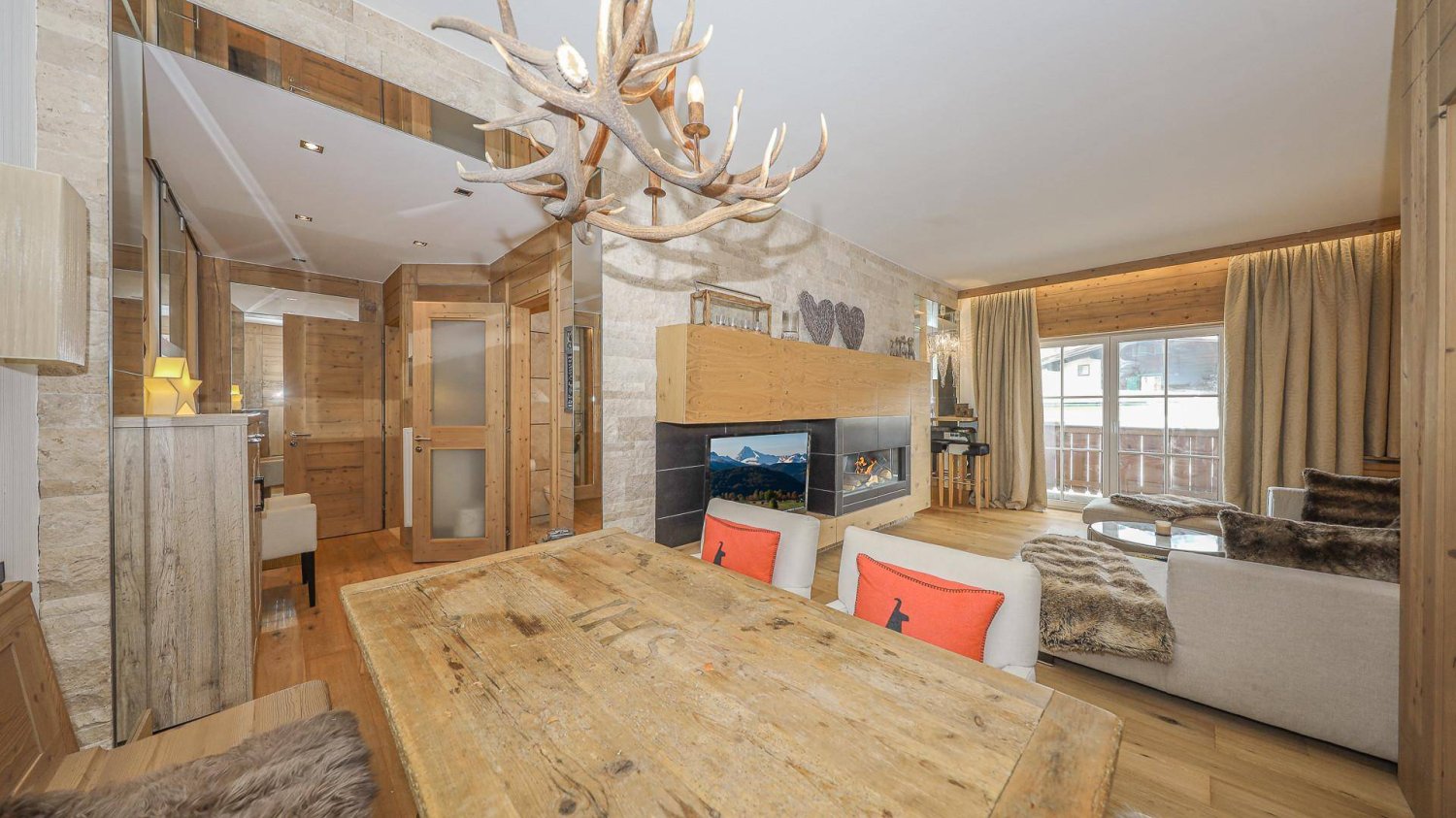 Apartamento de 2 dormitorios en Kitzbuhel, Austria No. 18063