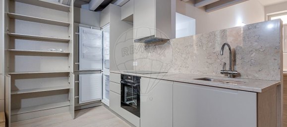 2 غرف نوم منزل ذو طابقين في Porto, Portugal رقم 41245 34