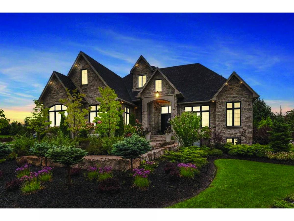 4 bedrooms House in Puslinch, Canada No. 415