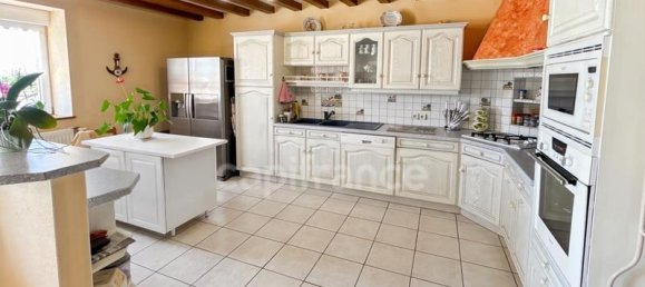 3 bedrooms House in Vibraye, France No. 307040 5