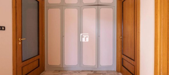 6 rooms Apartment in Campobasso, Italy No. 35116 11