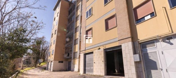 6 rooms Apartment in Campobasso, Italy No. 35116 17