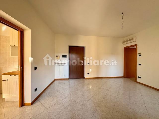1 bedroom Apartment in Novara, Italy No. 340296