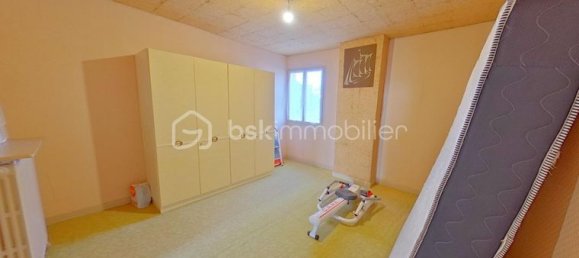 5 Schlafzimmer Haus in Pont-sur-Yonne, France, Nr. 309007 12
