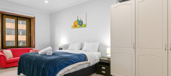 3 bedrooms House in Hobart, Australia No. 815 9