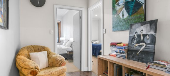 3 bedrooms House in Hobart, Australia No. 815 8