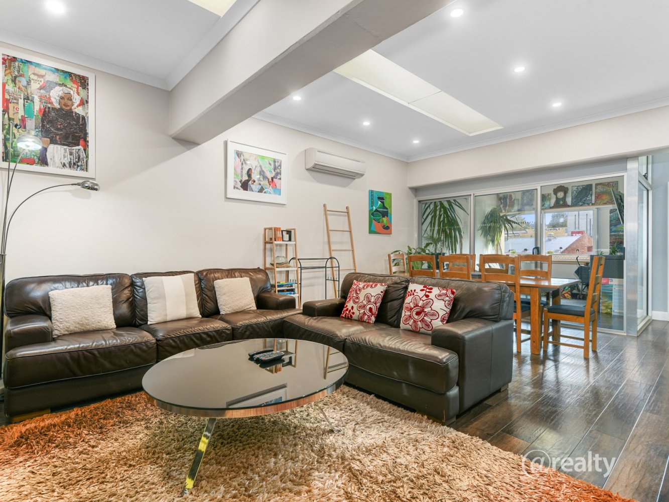 3 bedrooms House in Hobart, Australia No. 815