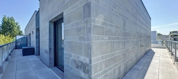 Apartamento de 3 dormitorios en Garches, France No. 178180 40