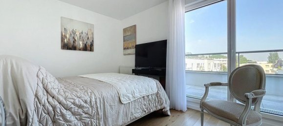 Apartamento de 3 dormitorios en Garches, France No. 178180 24