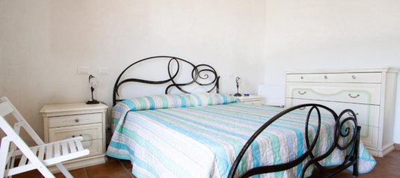 Villa de 5 dormitorios en Santa Marinella, Italy No. 359951 19