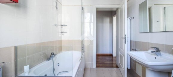 2 chambres Appartement à Carpi, Italy No. 52390 12