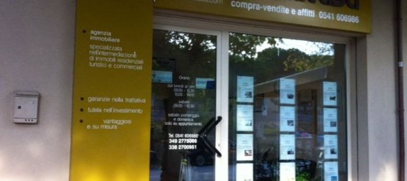 Apartamento de 4 habitaciónes en Riccione, Italy No. 94454 8