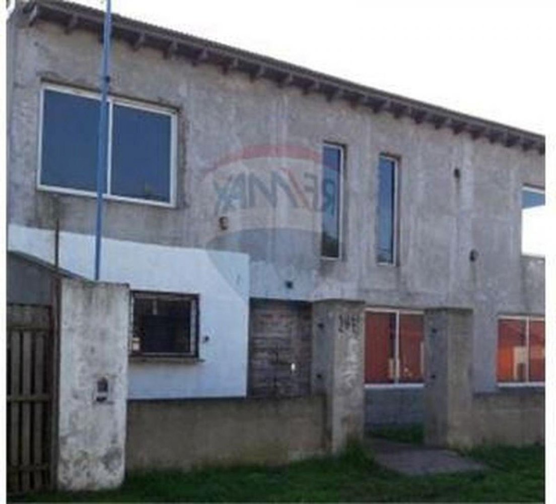 5 bedrooms House in Mar del Plata, Argentina No. 75754