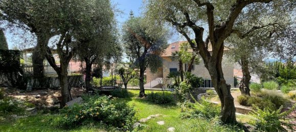 11 rooms Villa in Bordighera, Italy No. 127521 4