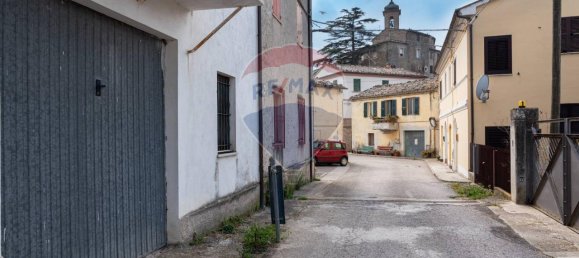 6 rooms House in Maiolati Spontini, Italy No. 14614 18