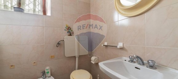 6 rooms House in Maiolati Spontini, Italy No. 14614 23