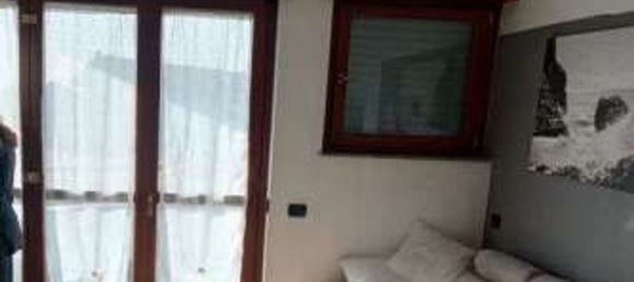 2 rooms Apartment in Legnano, Italy No. 305516 3