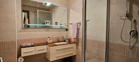 Casa de 6 habitaciónes en Frosinone, Italy No. 44678 21