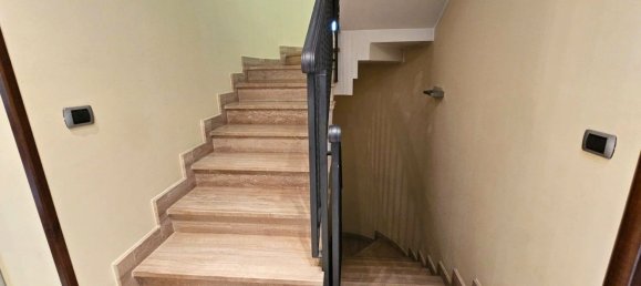 Casa de 6 habitaciónes en Frosinone, Italy No. 44678 23