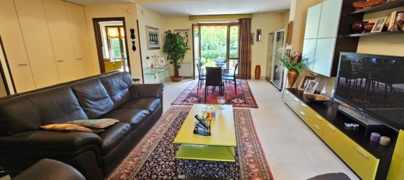 Casa de 6 habitaciónes en Frosinone, Italy No. 44678 6