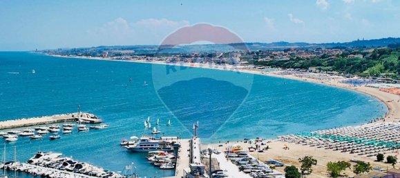 1 bedroom Apartment in Numana, Italy No. 308698 9