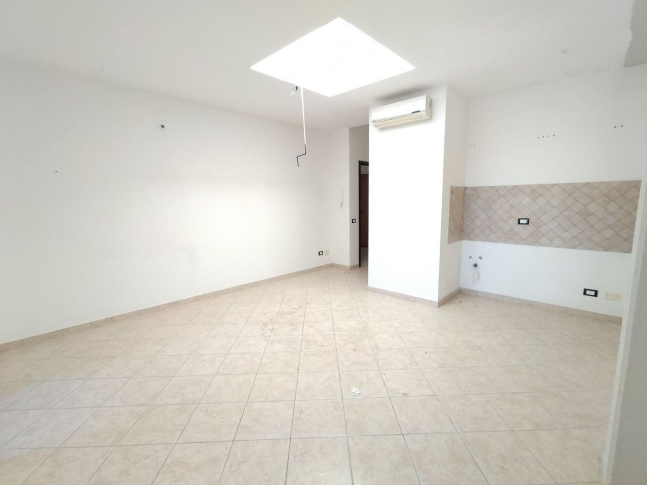  مكتب في Follonica, Italy 45متر مربع رقم 142822