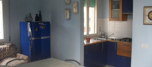 3-salle Appartement à Rosignano Marittimo, Italy No. 48447 11