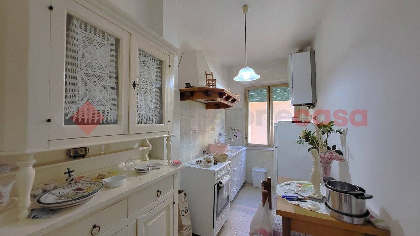 2 Schlafzimmer Wohnung in Cecina, Italy, Nr. 349494